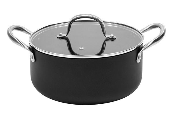 black casserole dish with lid
