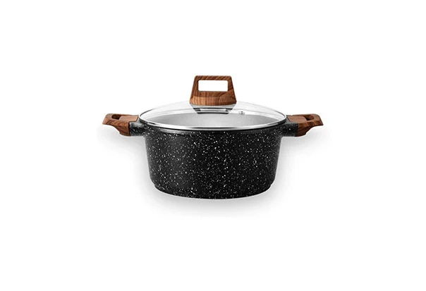 stock pot with lid